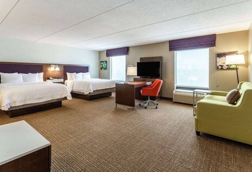 Hampton Inn & Suites Chicagolibertyville
