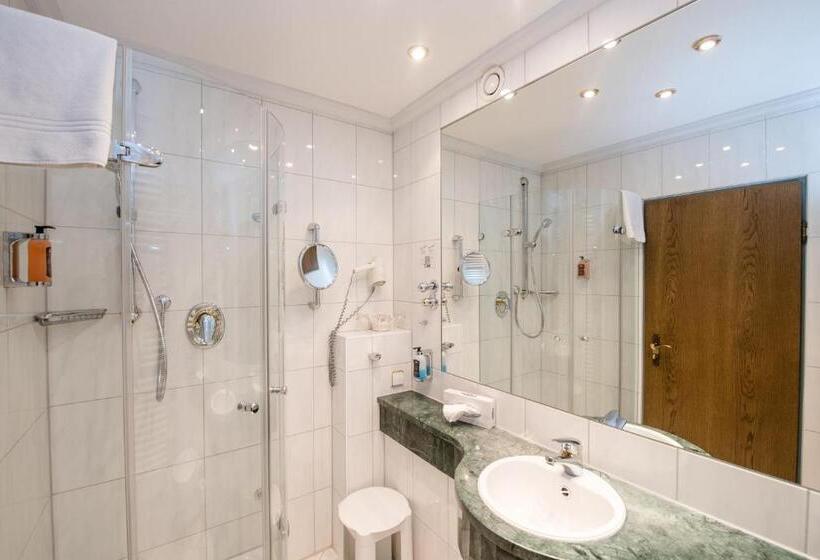 Отель Am Schloss