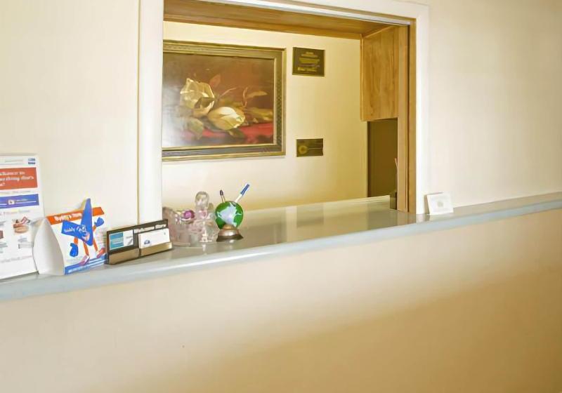 فندق American Inn