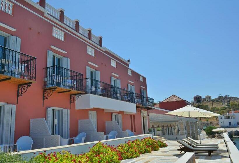 Отель Aretanassa