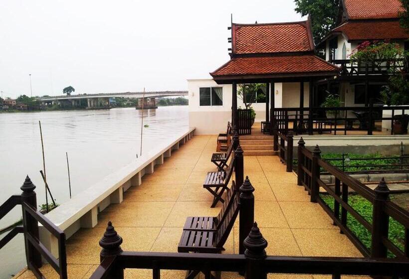 فندق Ayutthaya Garden River Home