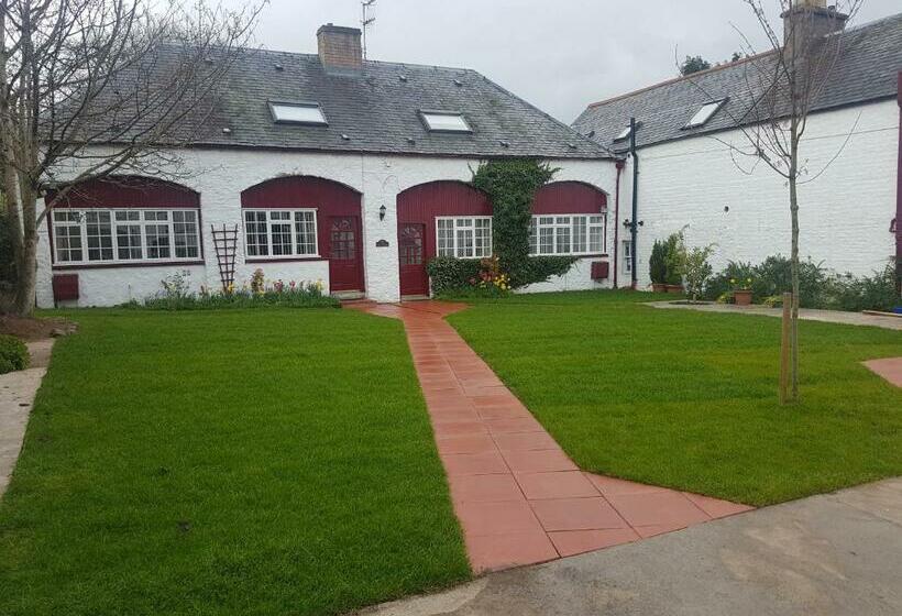 בית מלון כפרי Balmoral