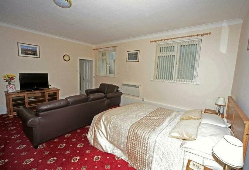 בית מלון כפרי Balmoral