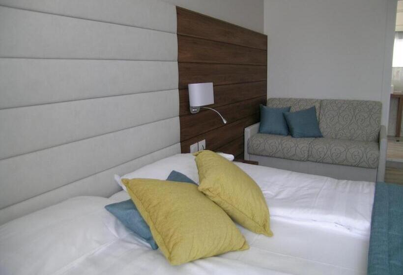 Отель Belvedere