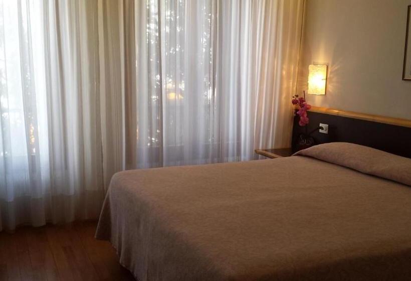 Отель Belvedere