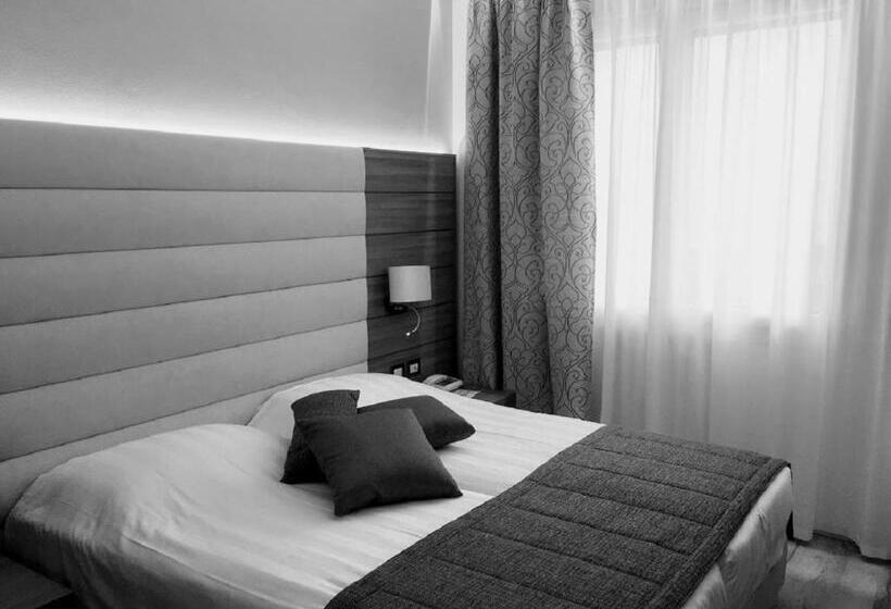 Отель Belvedere