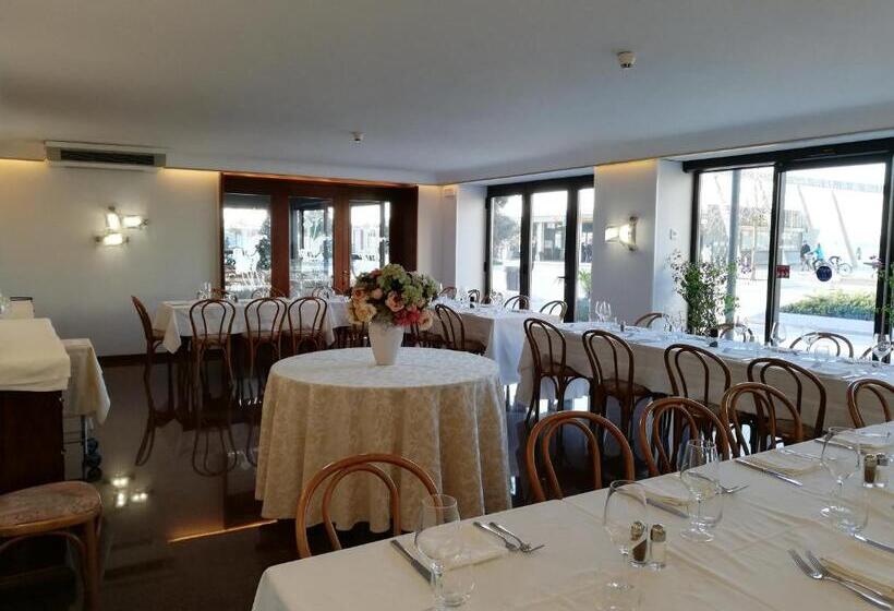 Отель Belvedere