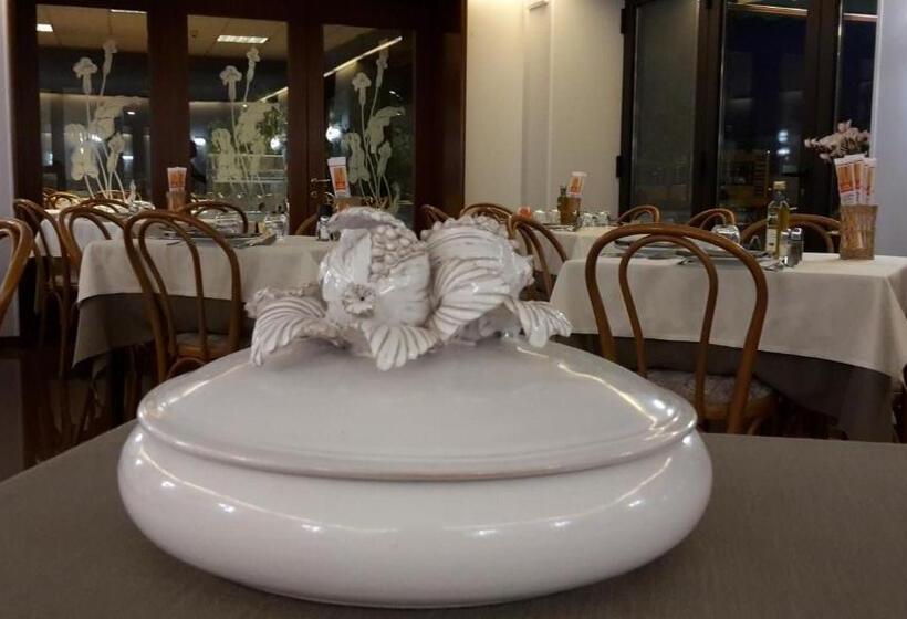 Отель Belvedere