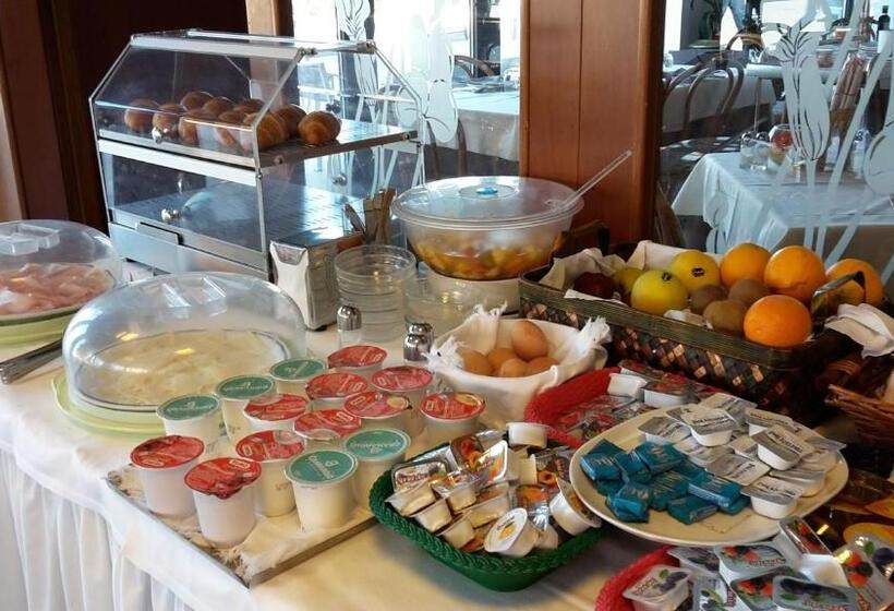 Отель Belvedere