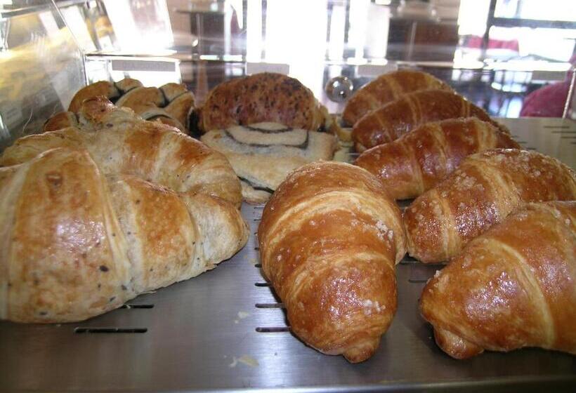 Отель Belvedere