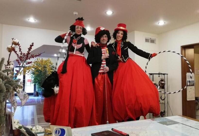 Отель Belvedere