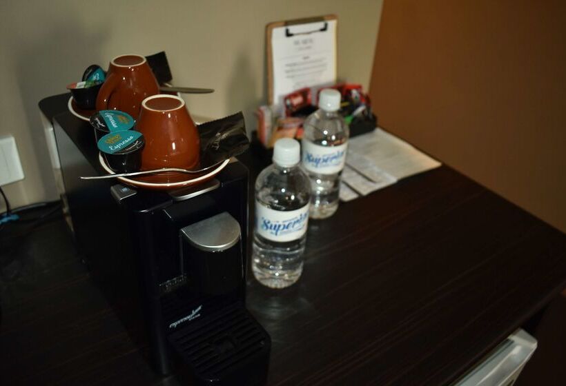 هتل Best Western Blackbutt Inn