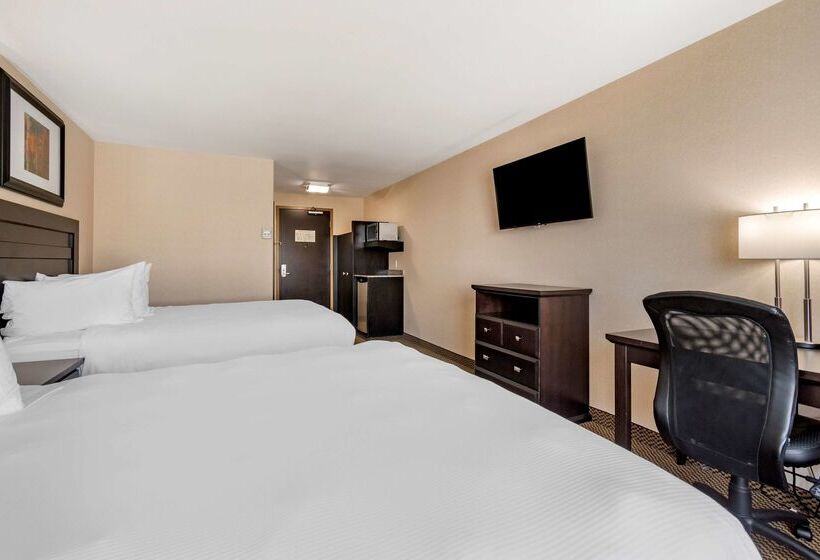 בית מלון כפרי Best Western Bonnyville Inn & Suites