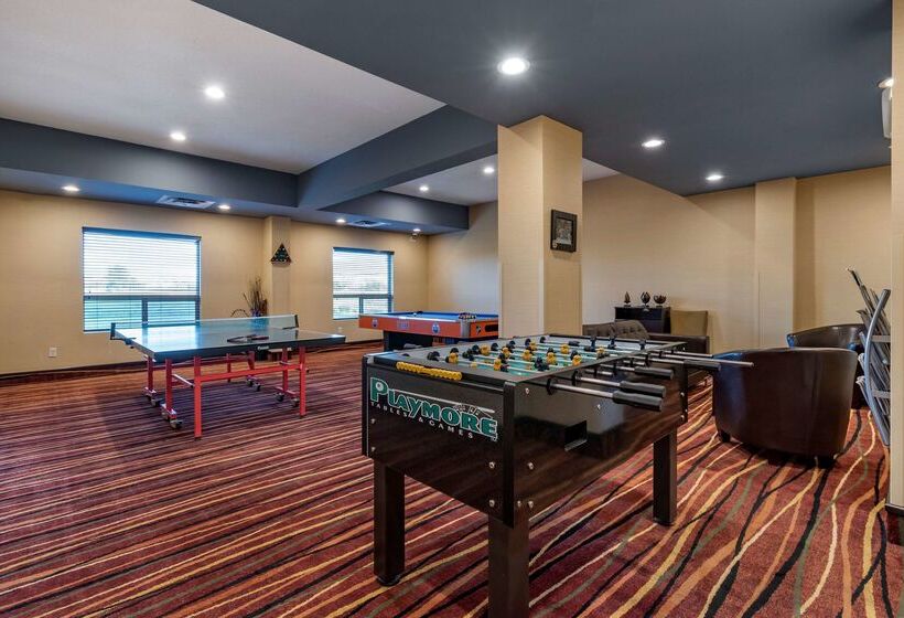 בית מלון כפרי Best Western Bonnyville Inn & Suites