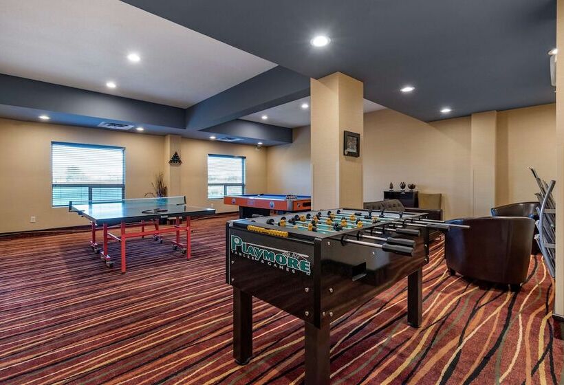 בית מלון כפרי Best Western Bonnyville Inn & Suites