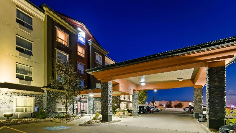בית מלון כפרי Best Western Bonnyville Inn & Suites