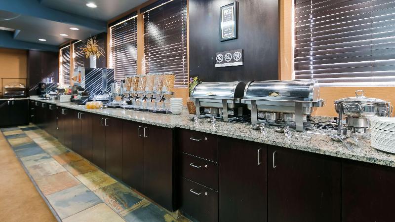 בית מלון כפרי Best Western Bonnyville Inn & Suites