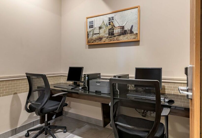 Best Western Plus Bridgewater Hotel & Convention Centre