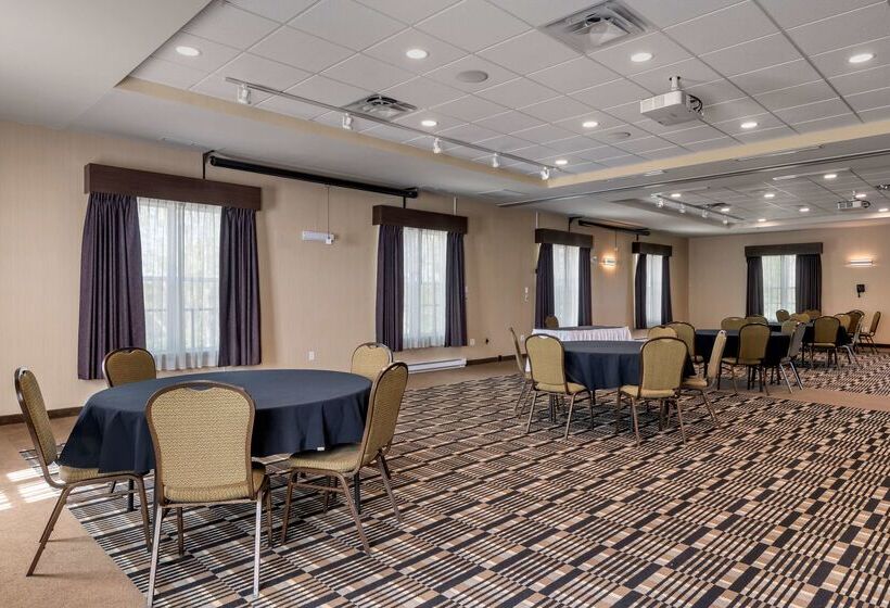 Best Western Plus Bridgewater Hotel & Convention Centre