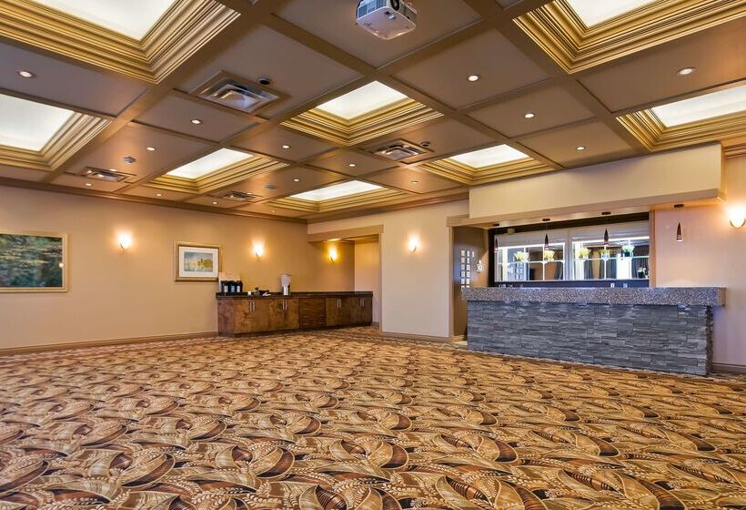 Best Western Plus Mirage Hotel And Resort