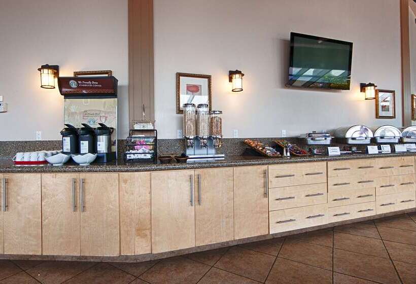 Best Western Plus Mirage Hotel And Resort