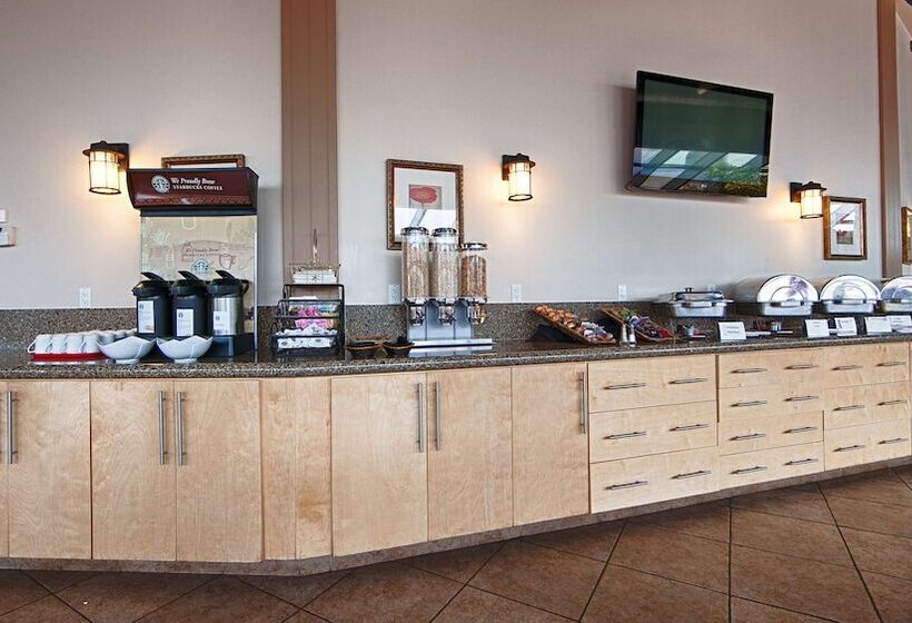 Best Western Plus Mirage Hotel And Resort