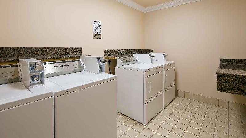 Best Western Plus Mirage Hotel And Resort