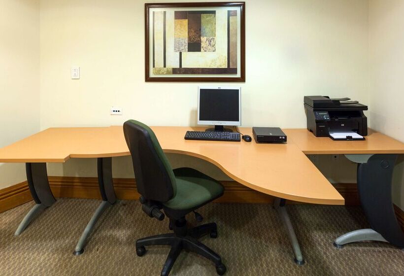 酒店 Best Western Plus Nuevo Laredo Inn & Suites