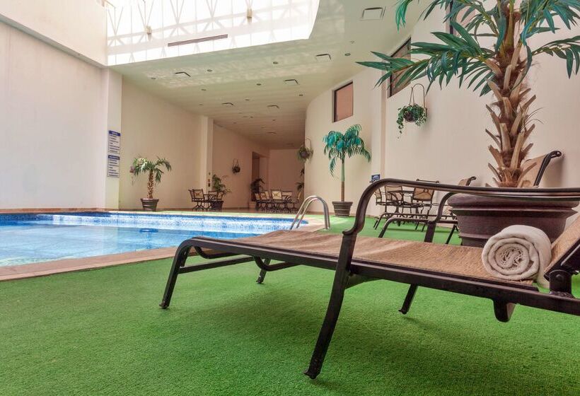 فندق Best Western Plus Nuevo Laredo Inn & Suites