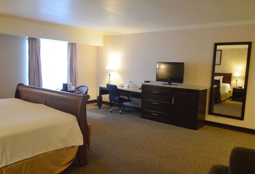 فندق Best Western Plus Nuevo Laredo Inn & Suites