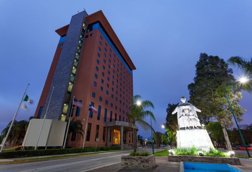 酒店 Best Western Plus Nuevo Laredo Inn & Suites