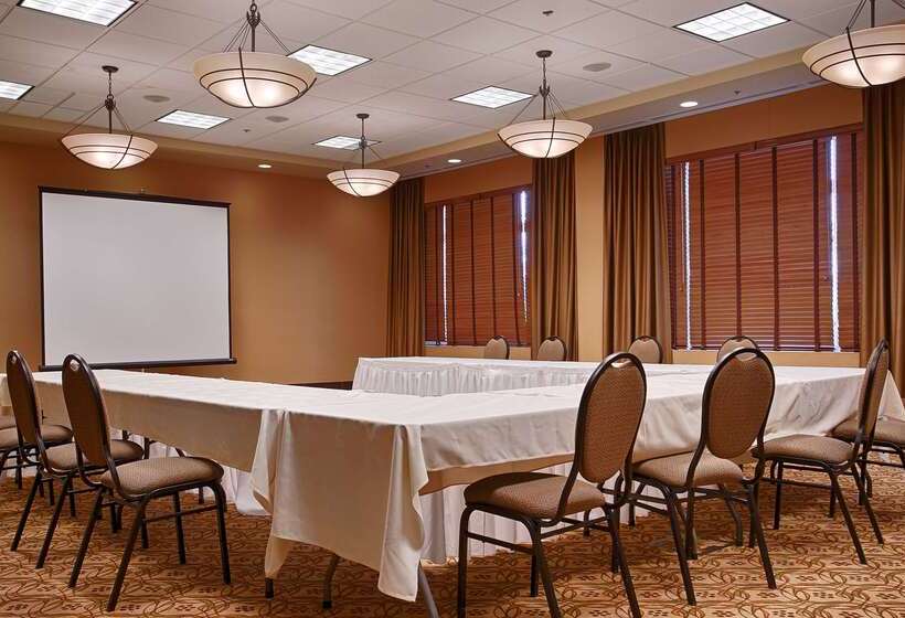 فندق Best Western Sunrise Inn & Suites