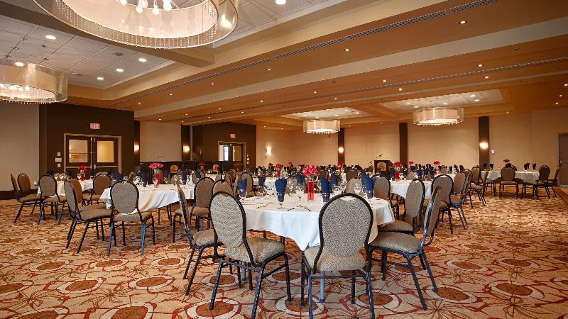 فندق Best Western Sunrise Inn & Suites