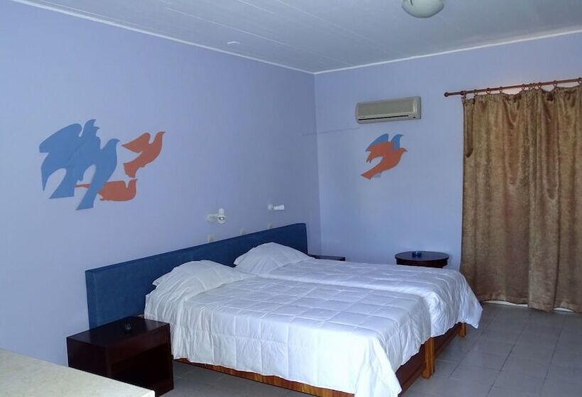 هتل Boulafendis On Alinda Beach Leros