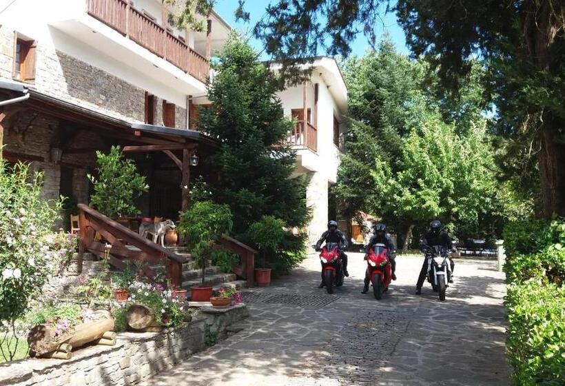 בית מלון כפרי Bourazani Wild Life Resort