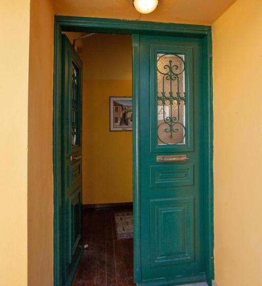 酒店 Byron Traditional