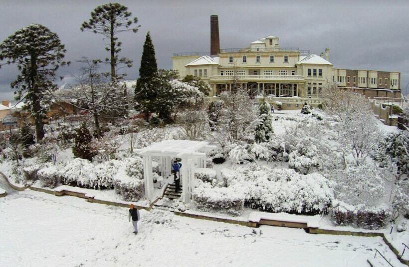 בית מלון כפרי Carrington