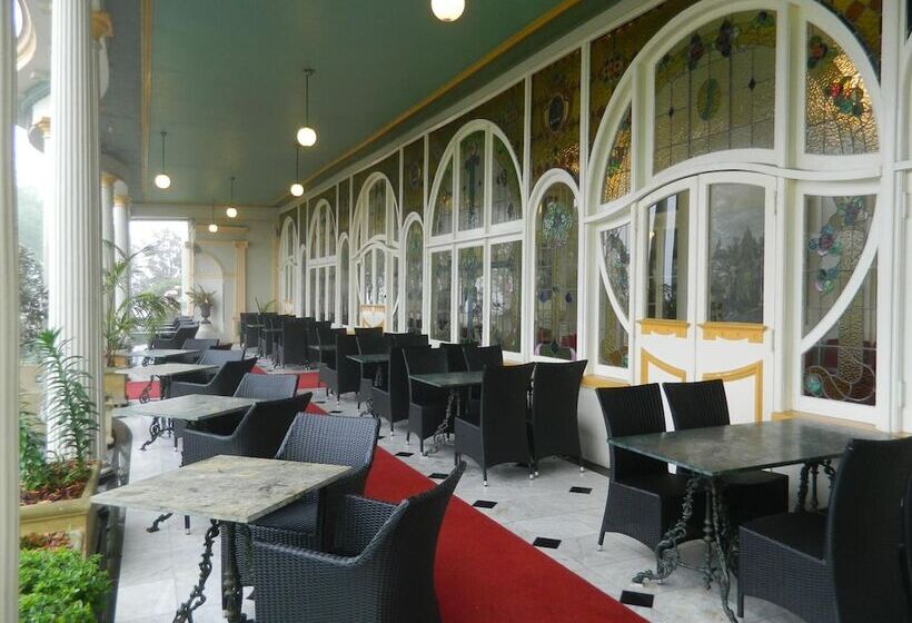 בית מלון כפרי Carrington