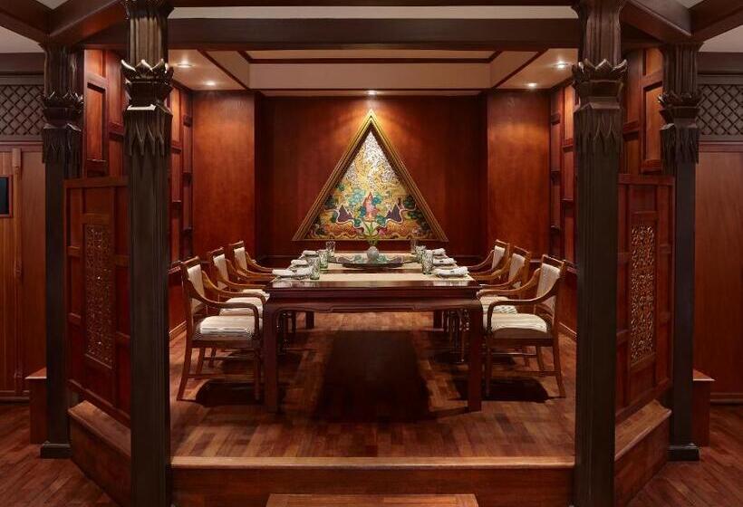 فندق Cinnamon Lakeside