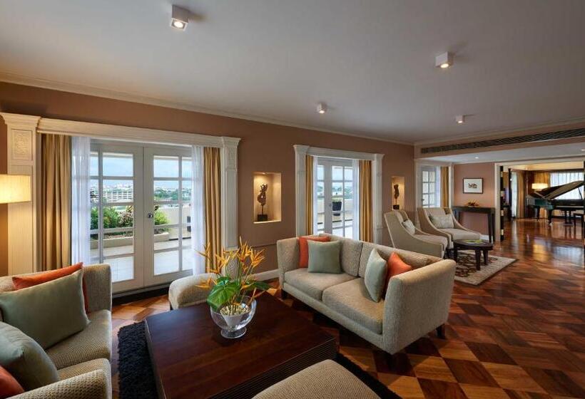 فندق Cinnamon Lakeside