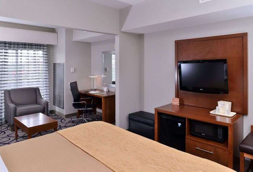 فندق Comfort Inn & Suites Frisco   Plano