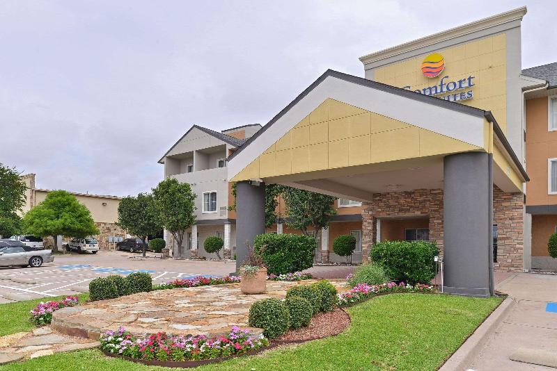 فندق Comfort Inn & Suites Frisco   Plano