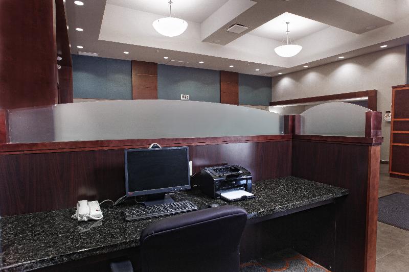 فندق Comfort Inn & Suites