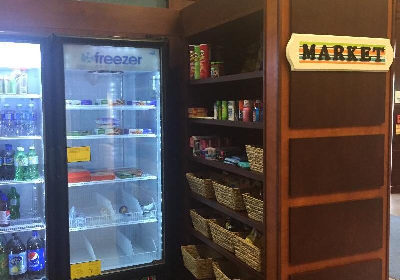 فندق Comfort Inn & Suites