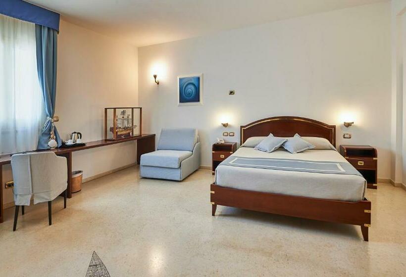 Corte Di Nettuno Cdshotels
