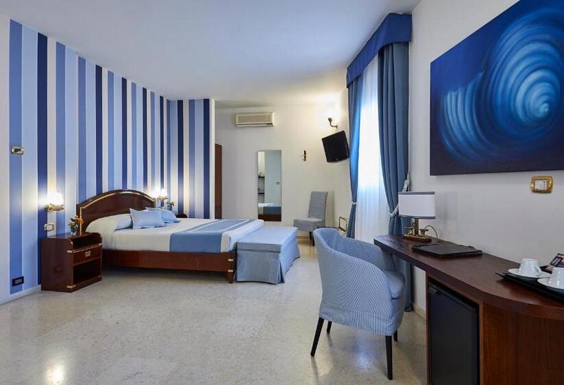Corte Di Nettuno Cdshotels