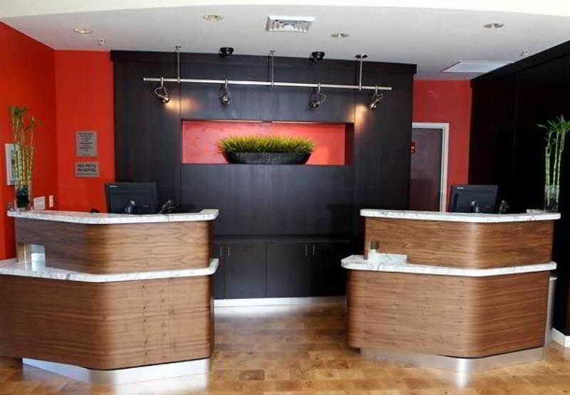 هتل Courtyard Flagstaff