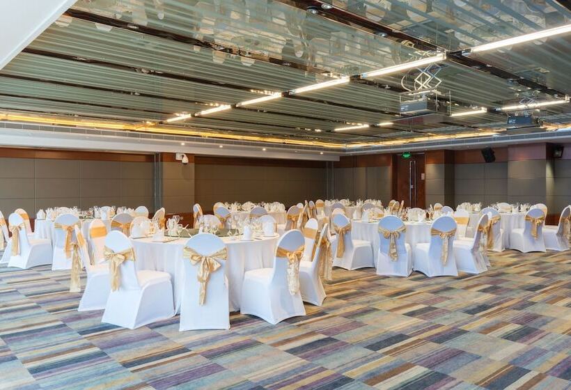 هتل Crowne Plaza Shenyang Parkview