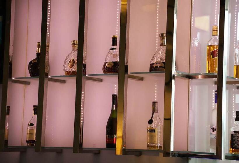 هتل Crowne Plaza Shenyang Parkview