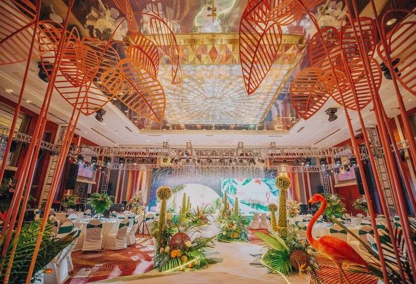 هتل Crowne Plaza Shenyang Parkview